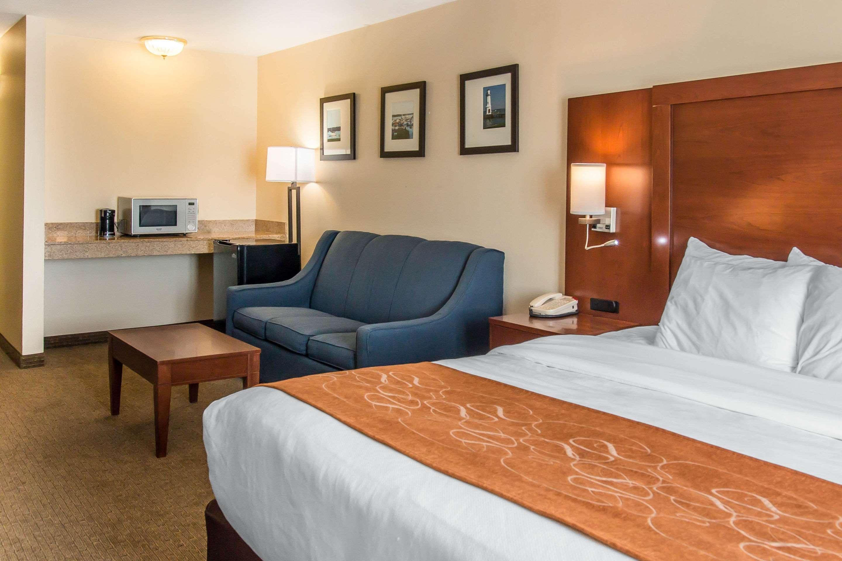 Comfort Suites Wixom Exteriör bild