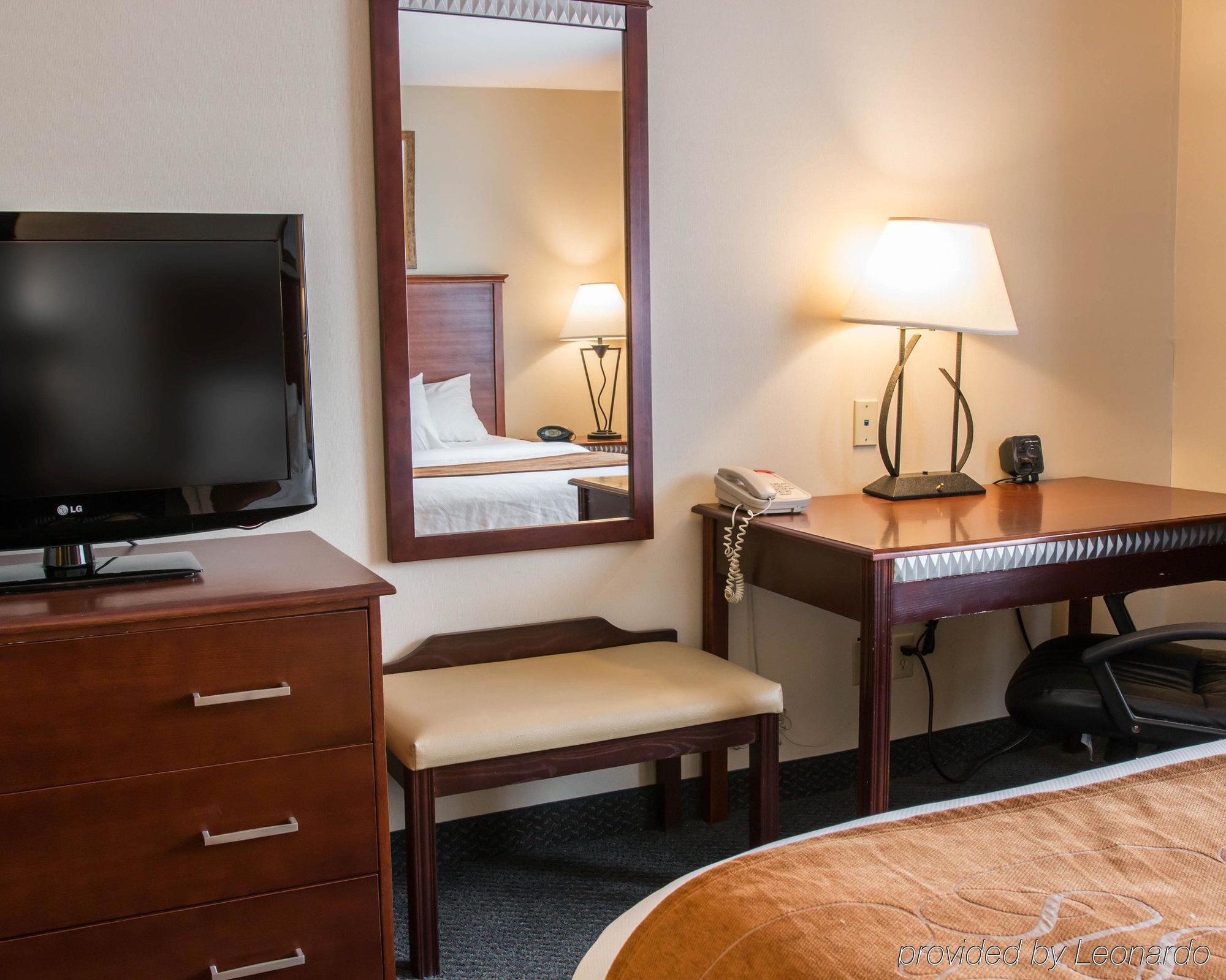 Comfort Suites Wixom Exteriör bild