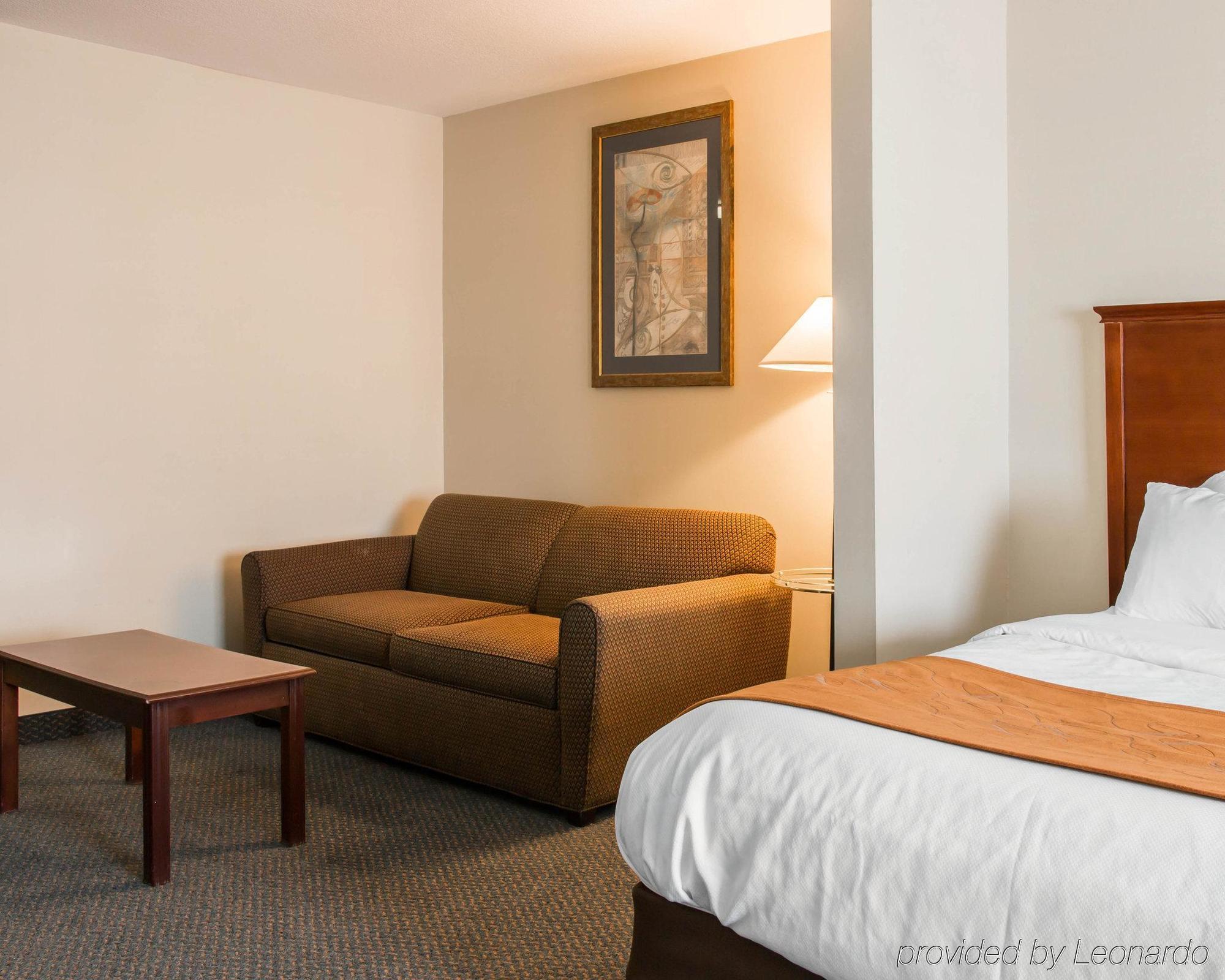 Comfort Suites Wixom Exteriör bild