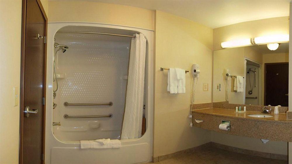 Comfort Suites Wixom Exteriör bild
