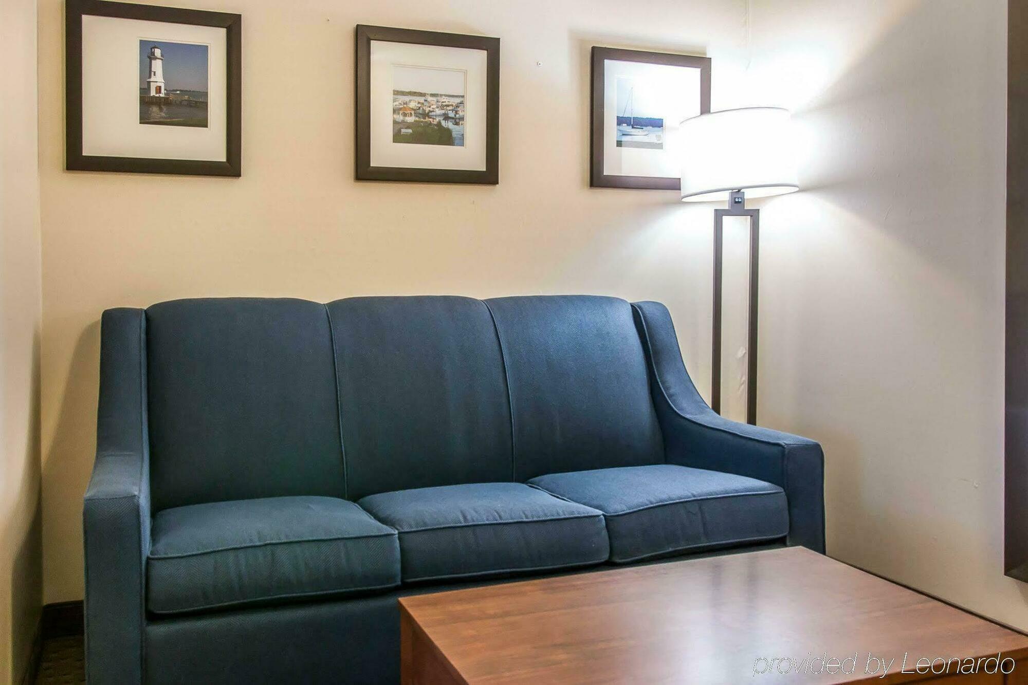 Comfort Suites Wixom Exteriör bild